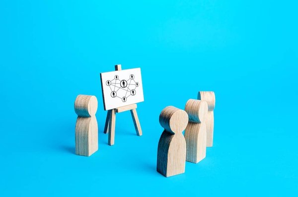 Comment naviguer dans la transition de carrière vers le conseil en gestion de l'innovation technologique ?